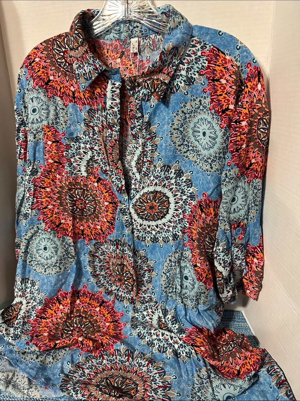 Ekouaer Women’s Blue Floral Medallion Rayon Tunic top